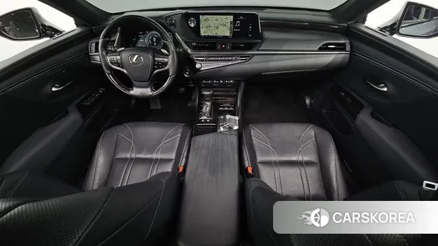 Lexus ES300h 7th generation id 3402023 из Кореи 17