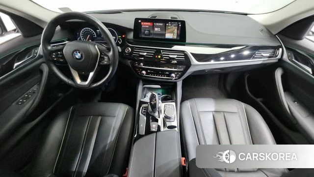 BMW 5 Series (G30) id 3861232 из Кореи 17