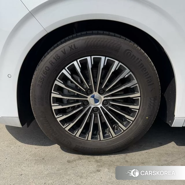 Denza D9 EV id 3920237 из Китая 15