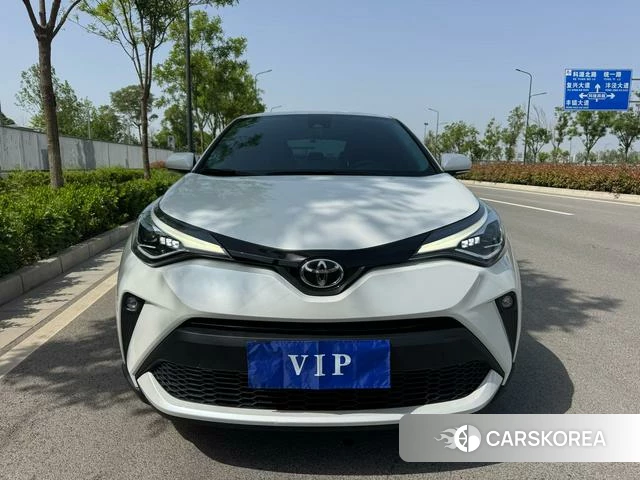 Toyota C-HR id 4261782 из Китая 7