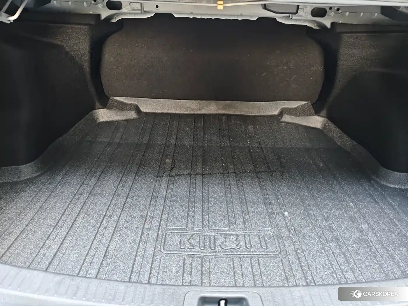 Toyota Corolla id 4649387 из Китая 15