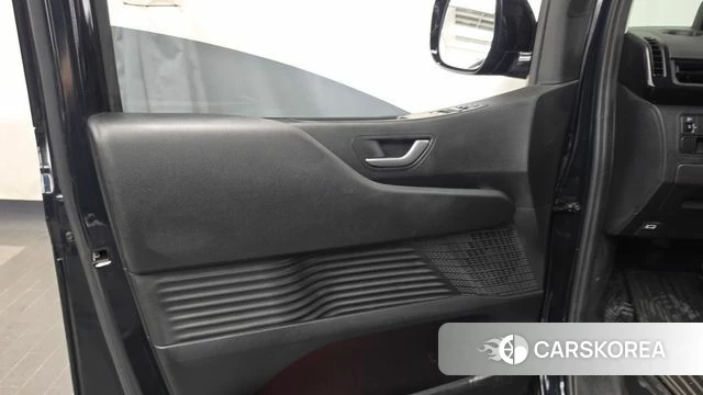 Hyundai Staria id 4879906 из Кореи 27