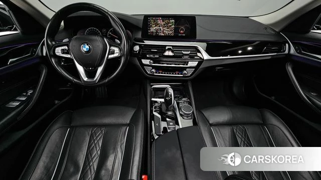 BMW 5 Series (G30) id 3905284 из Кореи 17