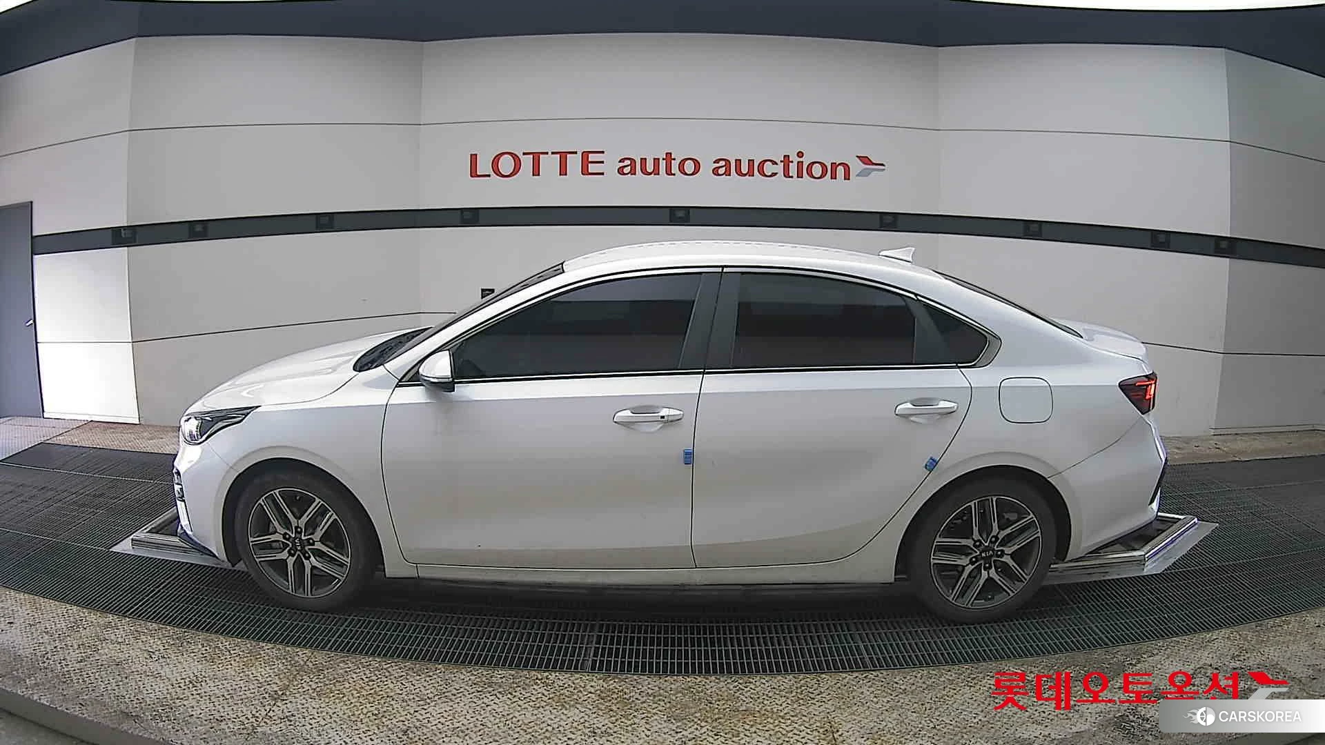 Kia K3 id 3888389 из Кореи 34