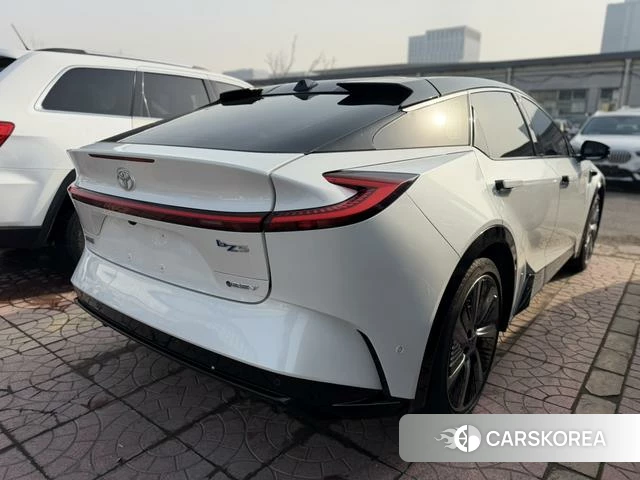 Toyota bZ5 id 4258152 из Китая 17