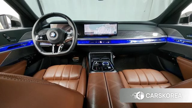 BMW 7 Series (G70) id 3805793 из Кореи 17