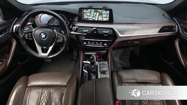 BMW 5 Series (G30) id 3692943 из Кореи 17