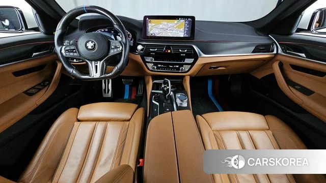 BMW 5 Series (G30) id 4284165 из Кореи 31