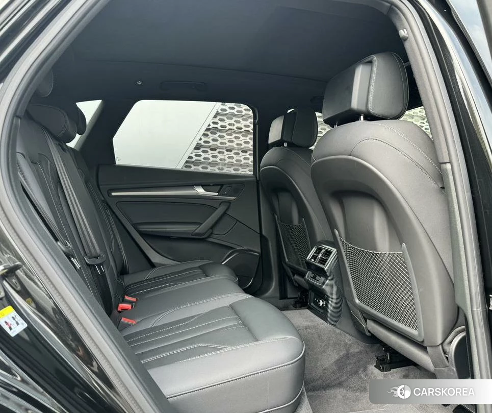 Audi Q5L id 4455743 из Китая 12