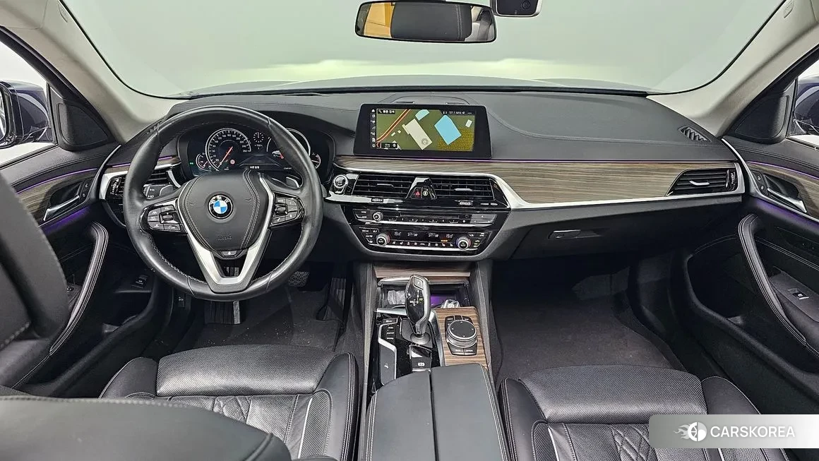 BMW 5 Series (G30) id 1615454 из Кореи 17