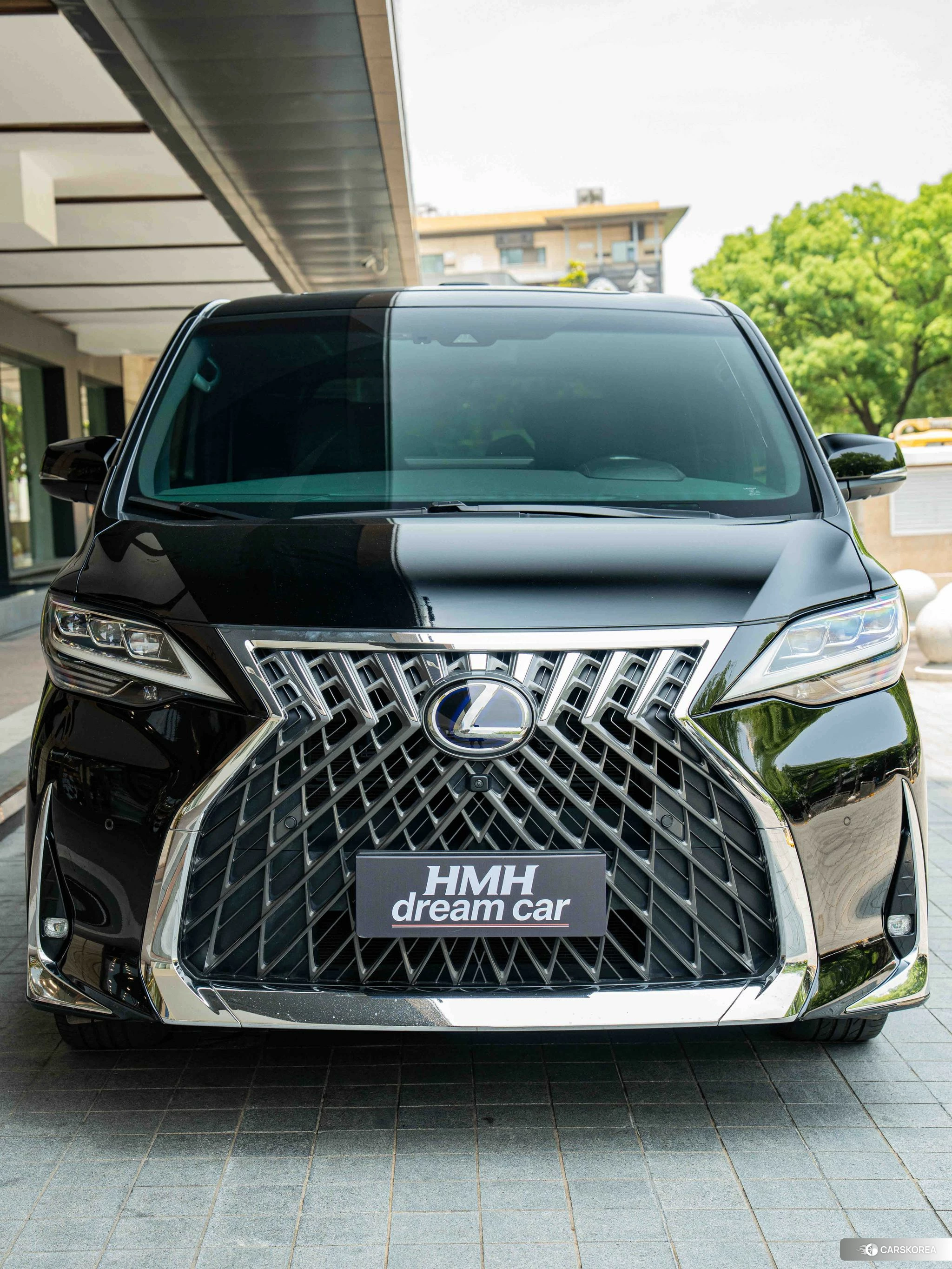 Lexus LM id 4512430 из Китая 16