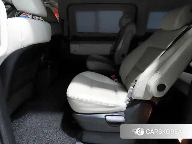 Hyundai The New Grand Starex id 3622199 из Кореи 17