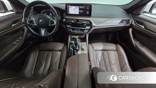 BMW 5 Series (G30) id 3514009 из Кореи 17