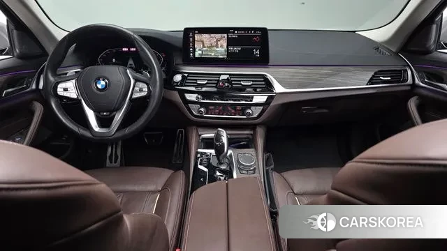 BMW 5 Series (G30) id 3366888 из Кореи 17