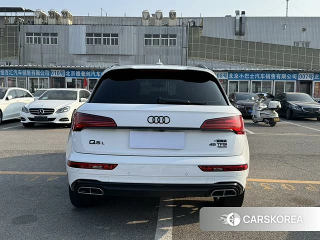 Audi Q5L id 4207328 из Китая 13