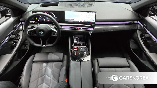 BMW 5 Series (G60) id 4612198 из Кореи 17