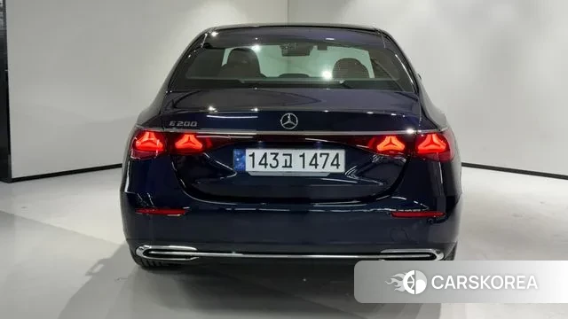 Mercedes-Benz E-Class W214 id 3477328 из Кореи 17