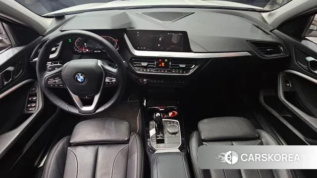 BMW 1 Series (F40) id 2890332 из Кореи 17