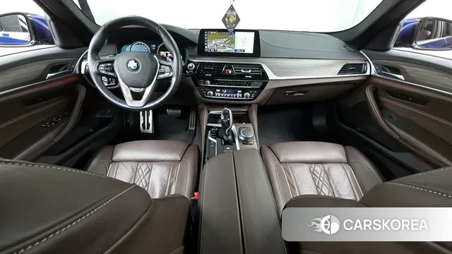 BMW 5 Series (G30) id 3162007 из Кореи 17