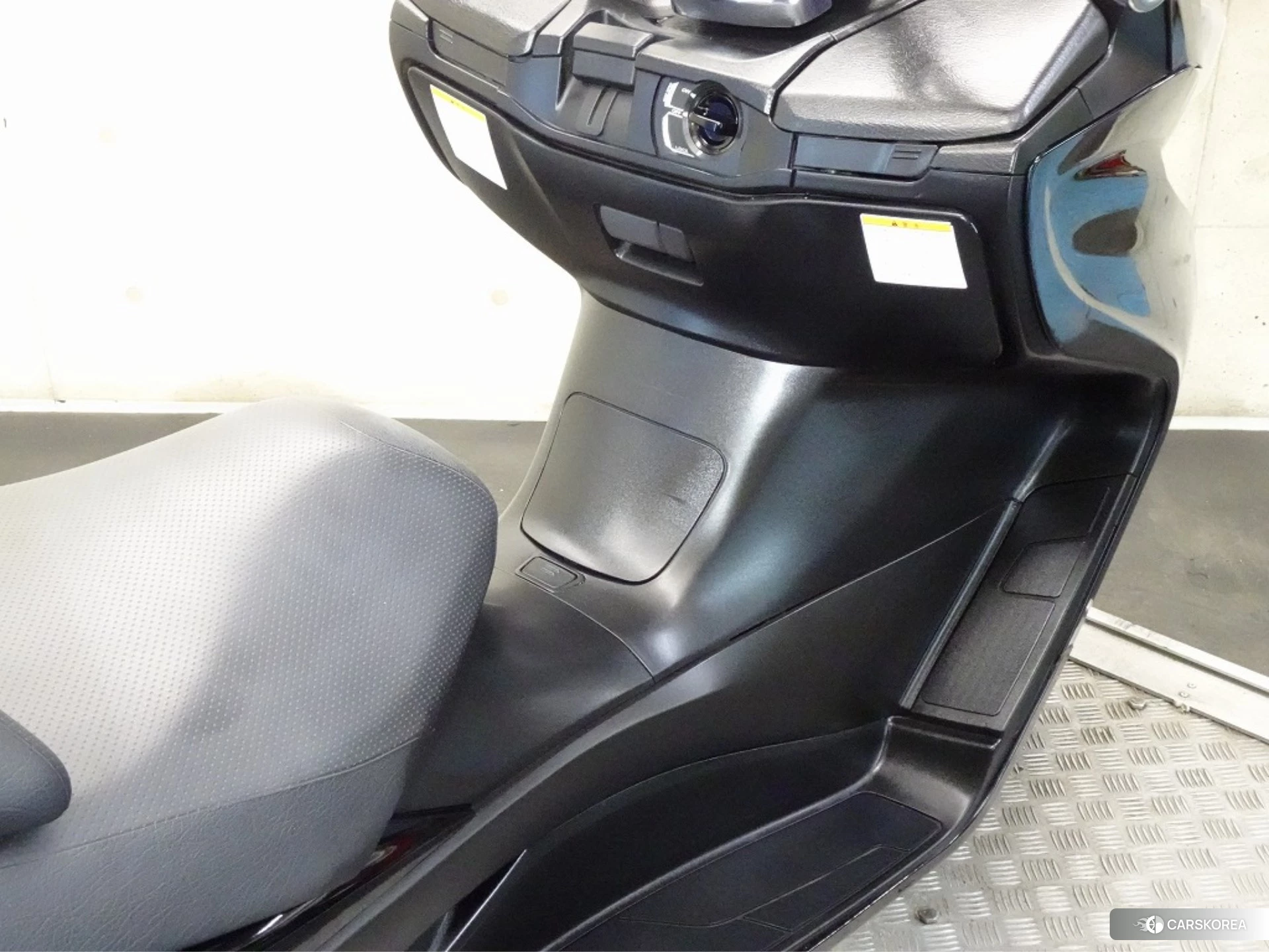 Suzuki SKYWAVE 250S id 3947941 из Японии 28