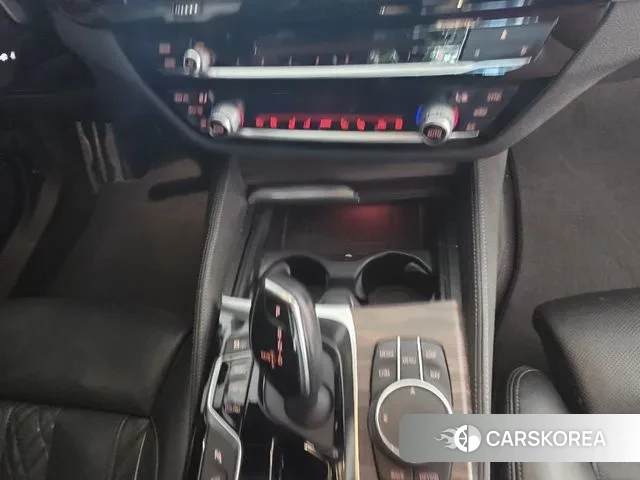 BMW 5 Series (G30) id 2977281 из Кореи 9