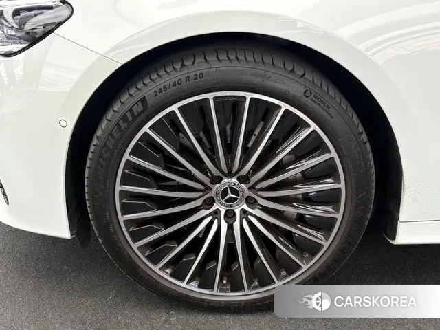 Mercedes-Benz E-Class W214 id 3377247 из Кореи 9