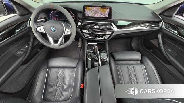 BMW 5 Series (G30) id 4542627 из Кореи 17
