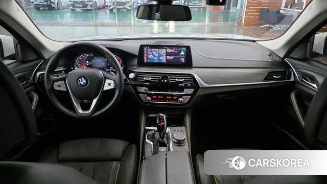 BMW 5 Series (G30) id 4672149 из Кореи 16