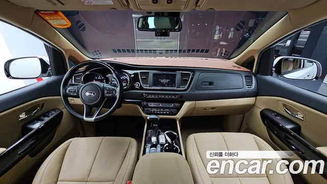 Kia The New Carnival id 2797678 из Кореи 17