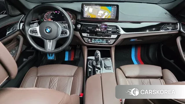 BMW 5 Series (G30) id 3654433 из Кореи 17