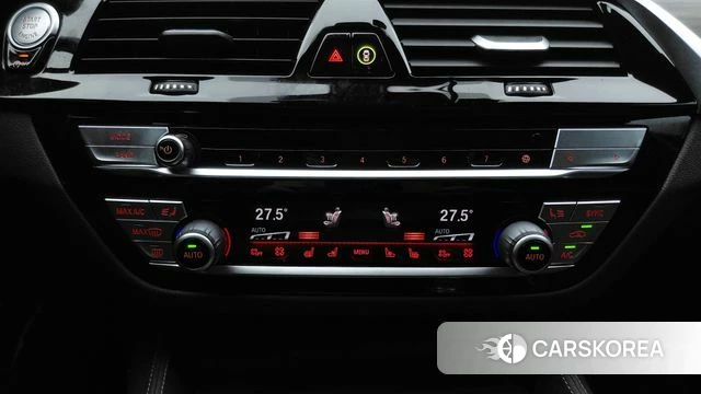 BMW 5 Series (G30) id 3828052 из Кореи 17