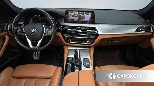 BMW 5 Series (G30) id 4197266 из Кореи 30