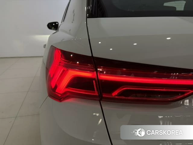 Audi Q3 id 4215068 из Китая 18