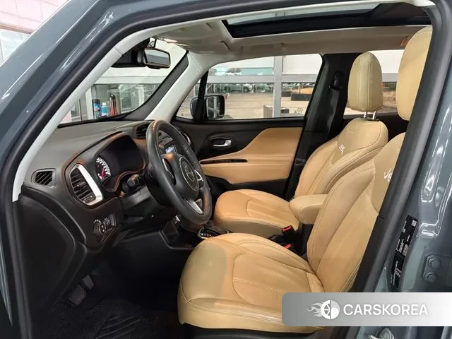 Jeep Renegade id 3340587 из Кореи 17