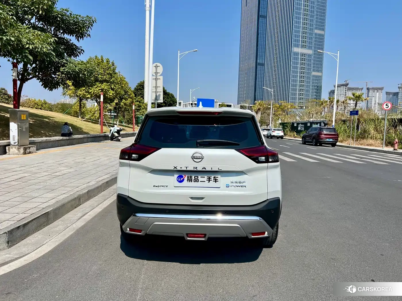 Nissan Qijun id 4578370 из Китая 30