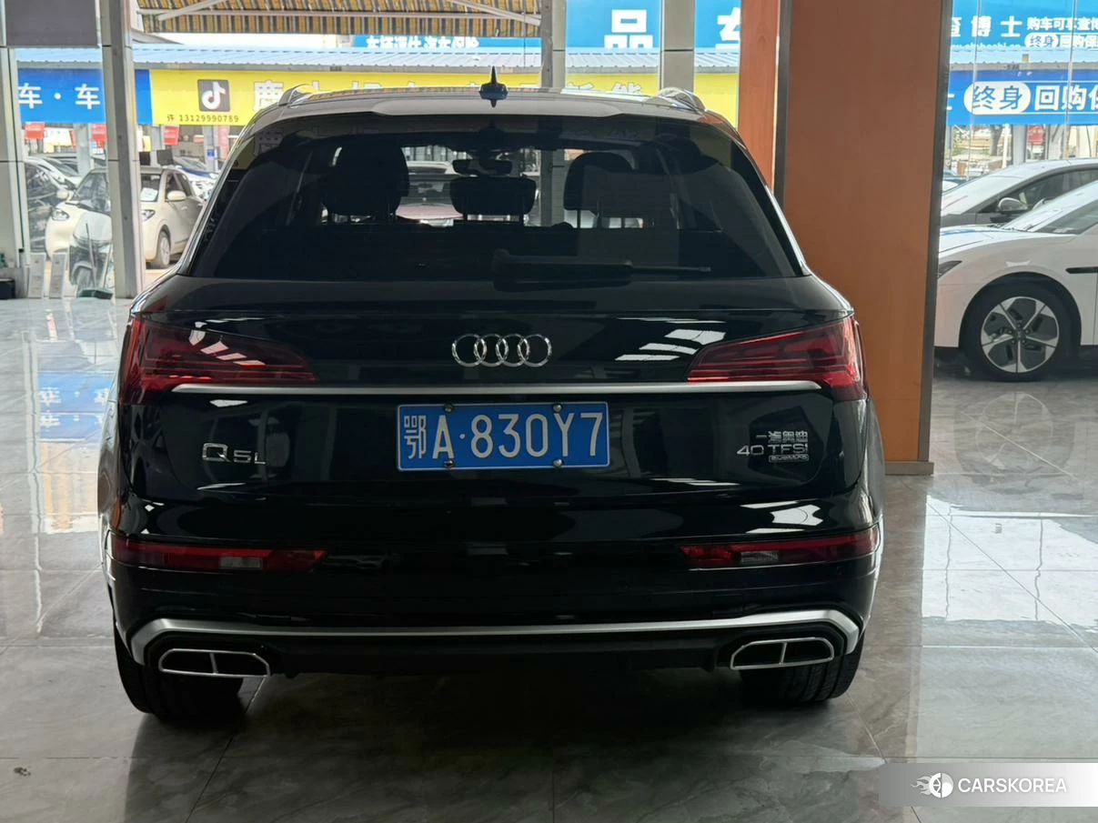 Audi Q5L id 4413260 из Китая 9