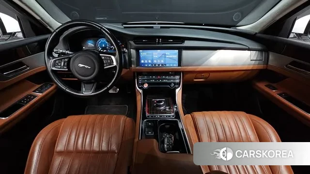 Jaguar XF (X260) id 3607552 из Кореи 17