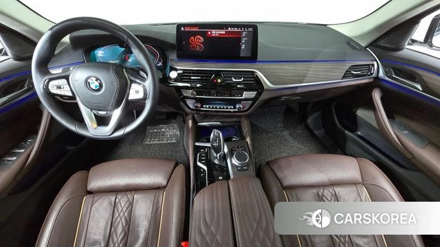BMW 5 Series (G30) id 4481923 из Кореи 29