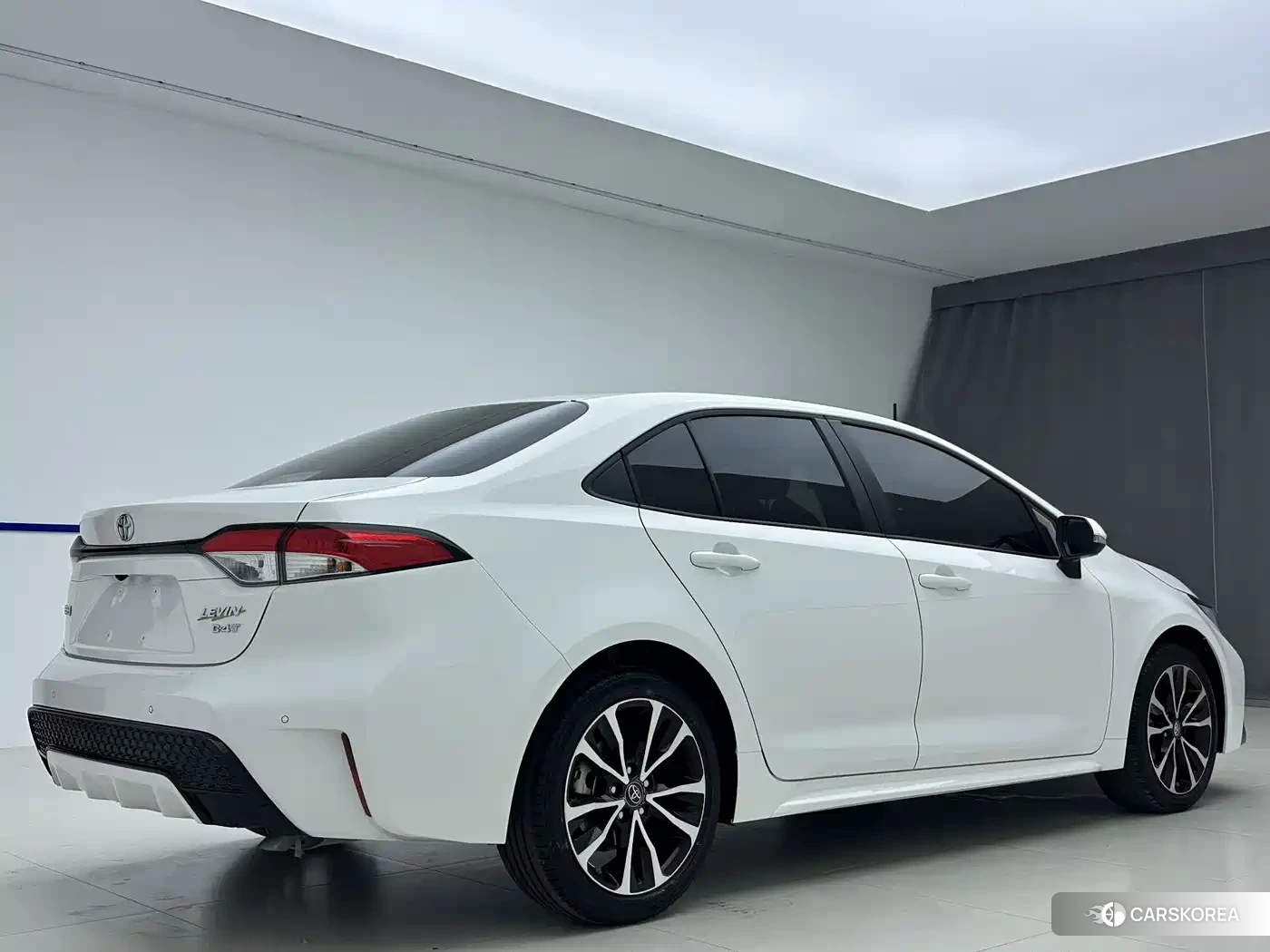 Toyota Levin id 4546050 из Китая 18