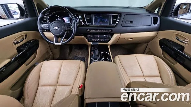 Kia The New Carnival id 2892081 из Кореи 17