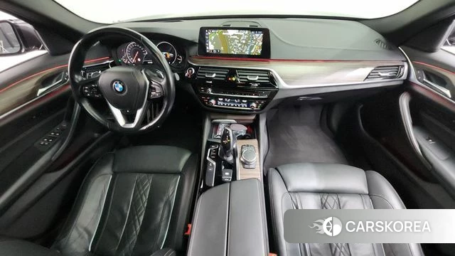 BMW 5 Series (G30) id 3937228 из Кореи 17