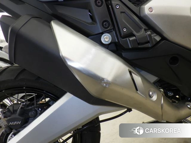 Honda X-ADV 750 id 4184744 из Японии 23