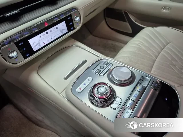 Genesis G90 (RS4) id 3524332 из Кореи 15