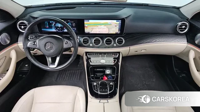 Mercedes-Benz E-Class W213 id 3672934 из Кореи 17