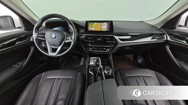 BMW 5 Series (G30) id 4632611 из Кореи 31