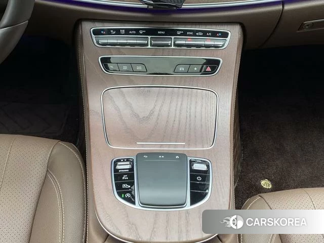 Mercedes-Benz E-class id 4256241 из Китая 12