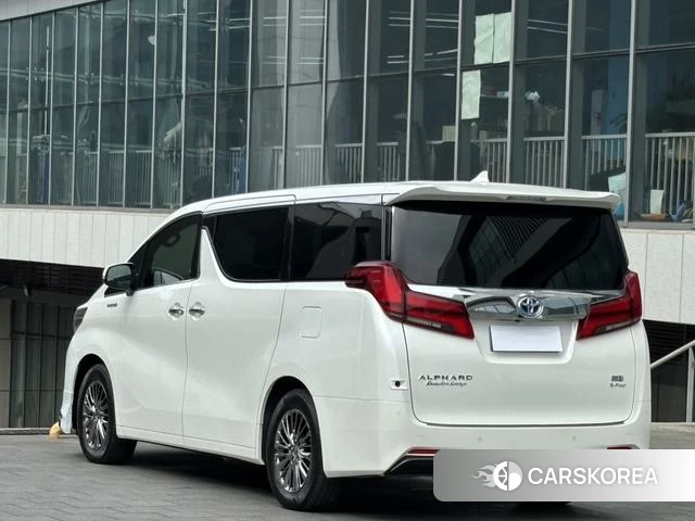 Toyota Elfa id 4290995 из Китая 12