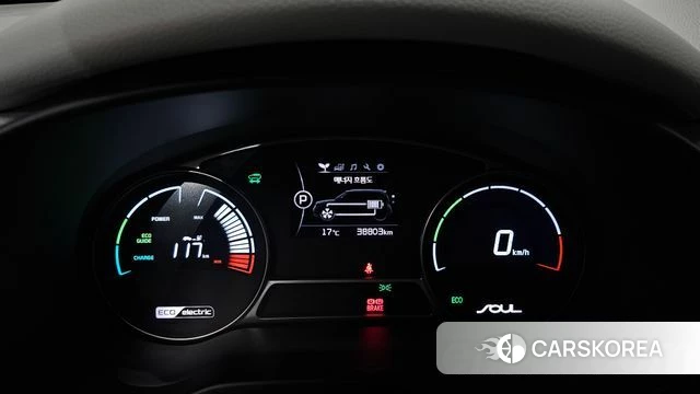 Kia Soul EV id 3894106 из Кореи 17