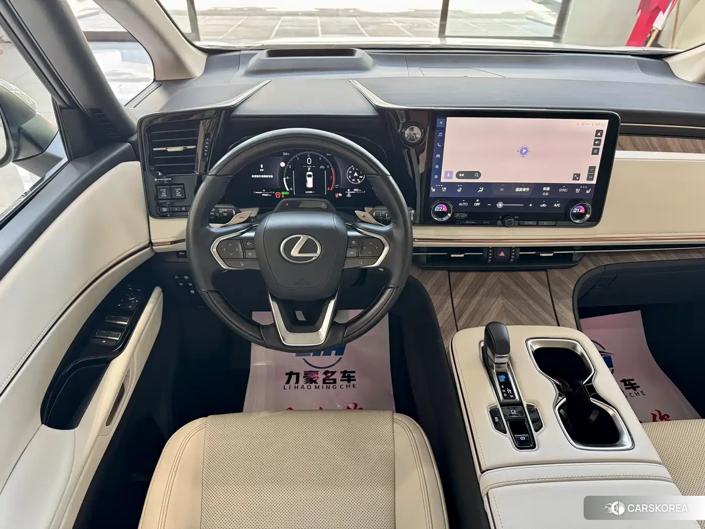 Lexus LM id 4674540 из Китая 15