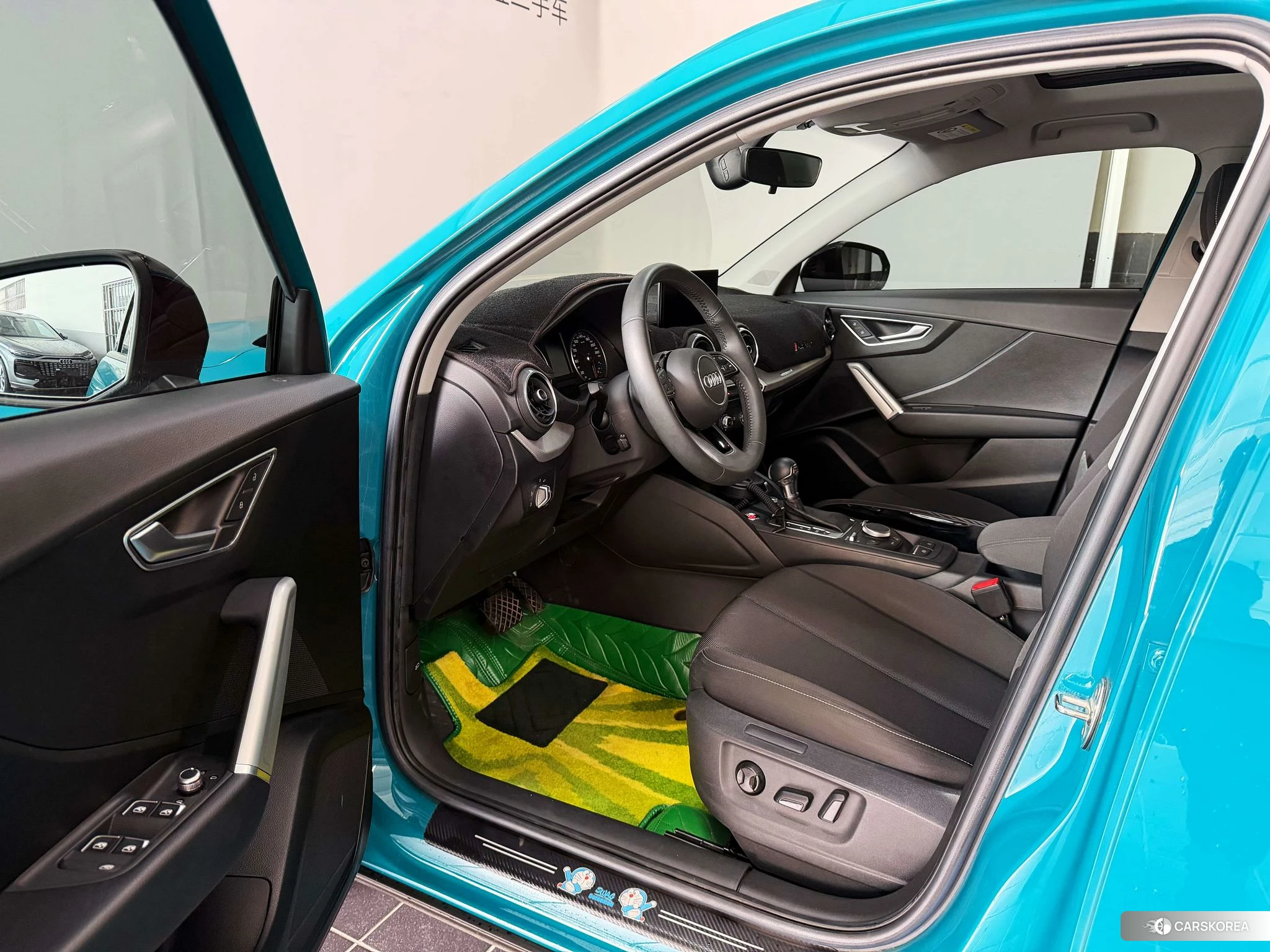 Audi Q2L id 4486248 из Китая 12